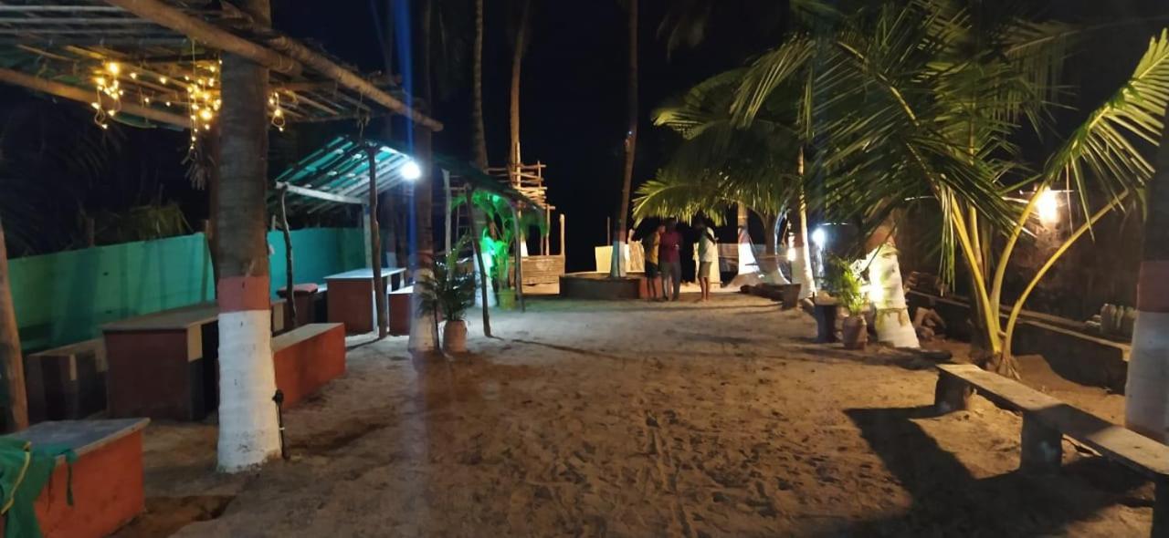 Anandi Villa Homestay Adhi Екстериор снимка