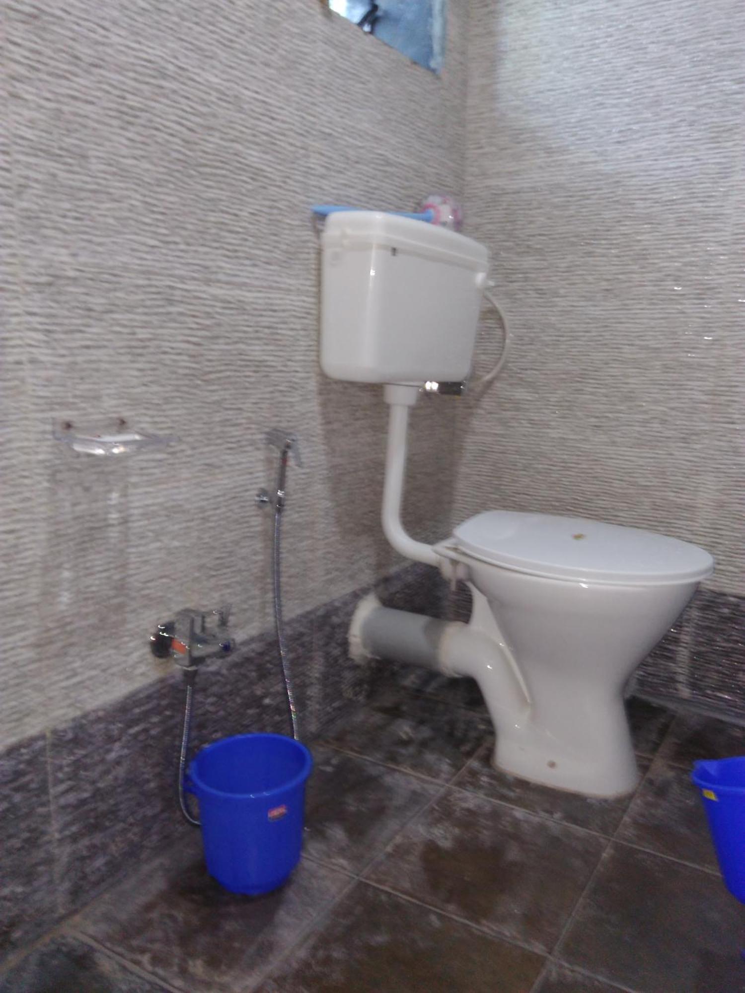Anandi Villa Homestay Adhi Екстериор снимка